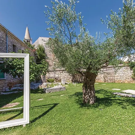 2 Bedroom Beautiful In Bale